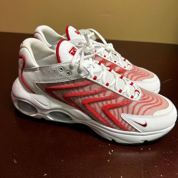 Nike Mens White Red Air Max TW DQ3984-104 Lace Up Athletic Shoes Size US 11.5